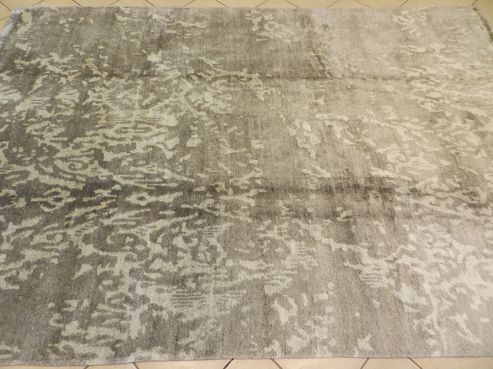 KATHMANDU Oriental Rugs