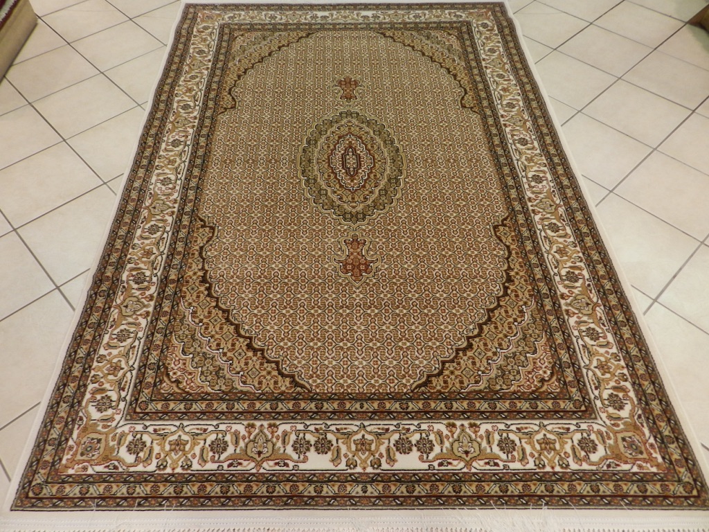 Tabriz (machine made) Oriental Rugs